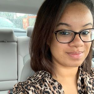 Meet your Posher, Ursula